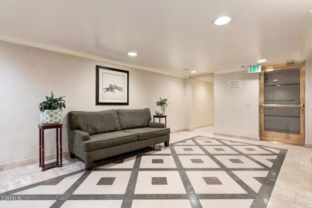 121 S Hope Street 11, Los Angeles, CA 90012