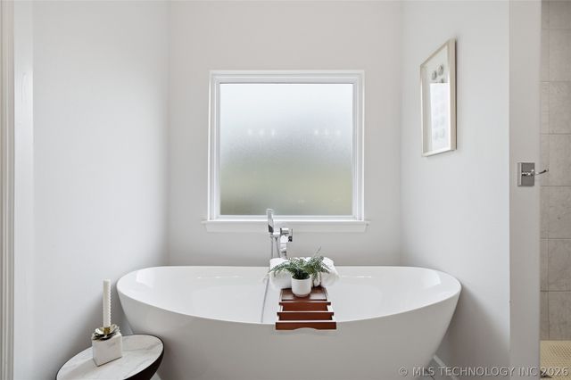 27388 E 125th Place S, Coweta, OK 74429