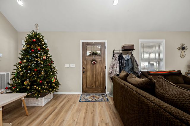 105 CUMBERLAND CT, Tullahoma, TN 37388