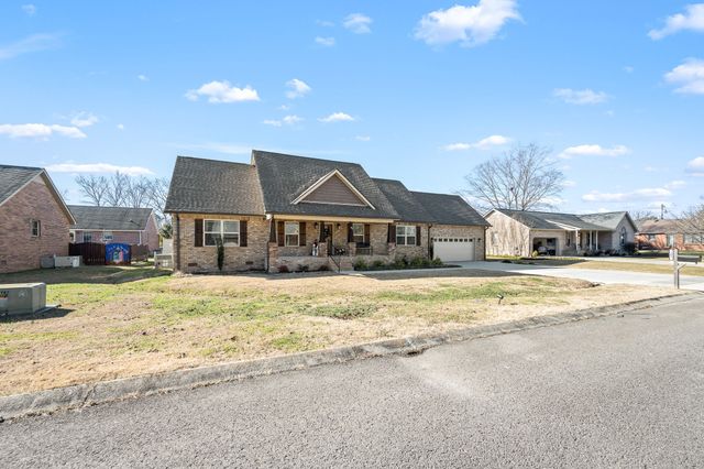 105 CUMBERLAND CT, Tullahoma, TN 37388