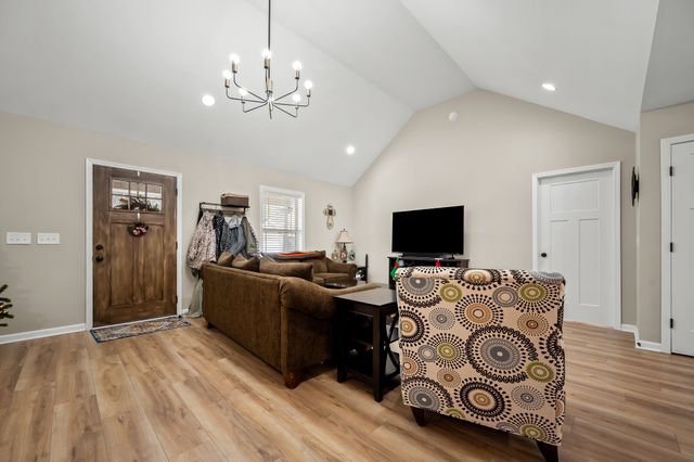 105 CUMBERLAND CT, Tullahoma, TN 37388