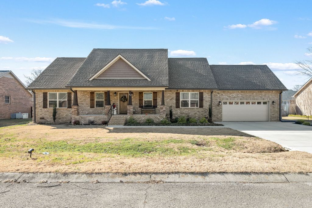 105 CUMBERLAND CT, Tullahoma, TN 37388