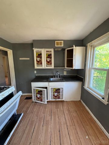 6520 Betts Avenue, North College Hill, OH 45239