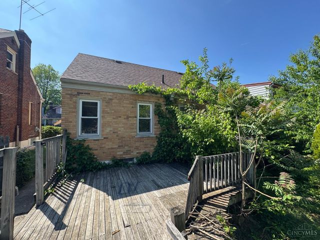 6520 Betts Avenue, North College Hill, OH 45239