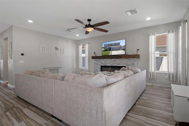 733 OLD WINDSOR WAY, Spring Hill, FL 34609