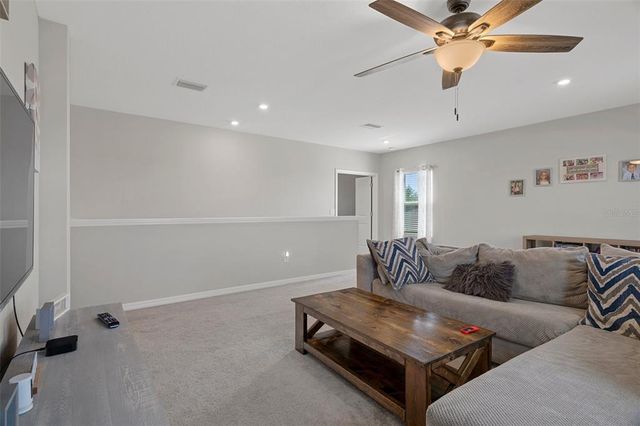 733 OLD WINDSOR WAY, Spring Hill, FL 34609