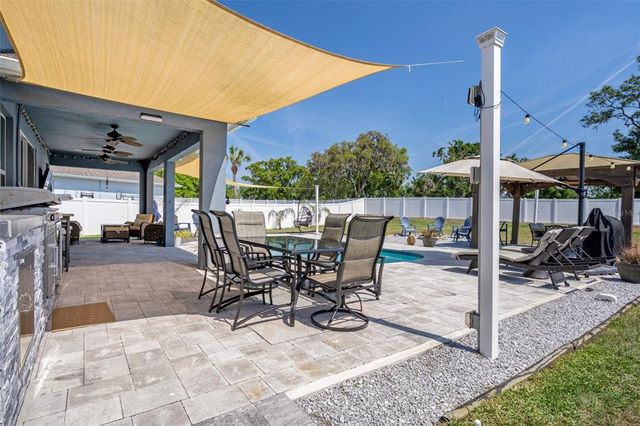 733 OLD WINDSOR WAY, Spring Hill, FL 34609