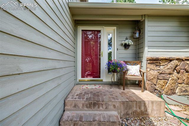 5328 Cliff Point Circle, Colorado Springs, CO 80919