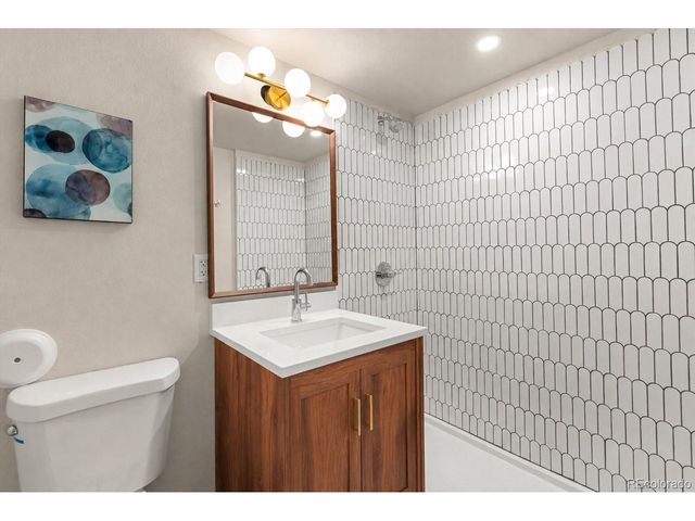 2625 Vivian St, Denver, CO 80215