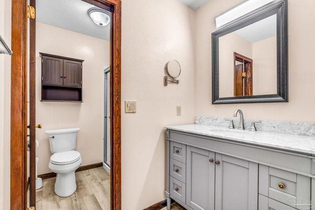 6590 Warren Rd, Milton, FL 32583