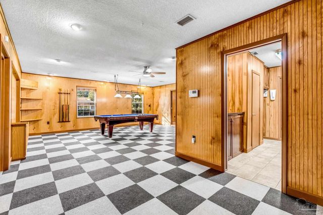 6590 Warren Rd, Milton, FL 32583