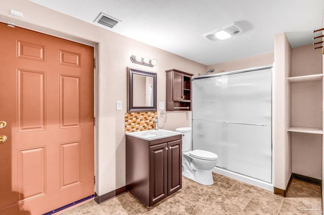 6590 Warren Rd, Milton, FL 32583