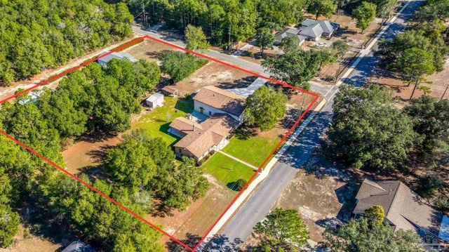 6590 Warren Rd, Milton, FL 32583