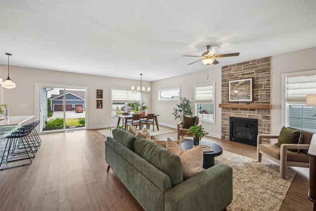 2203 SW Vintage Parkway, Ankeny, IA 50023