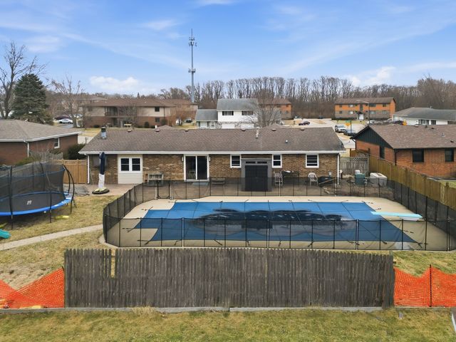 385 S Walnut Street, Manteno, IL 60950