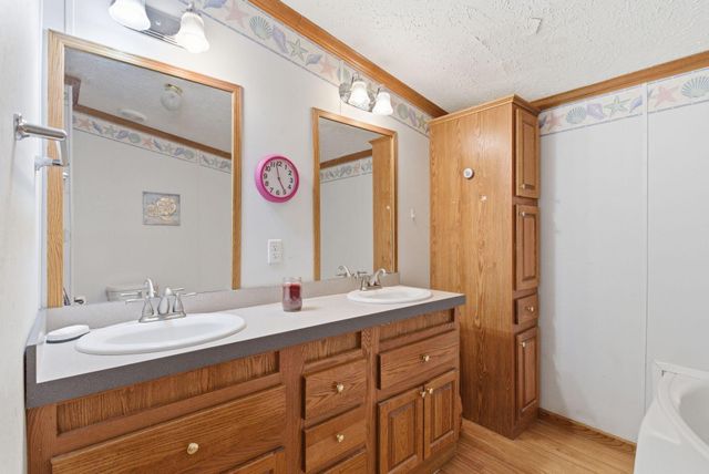 1085 Woodlake Road, Stamping Ground, KY 40379