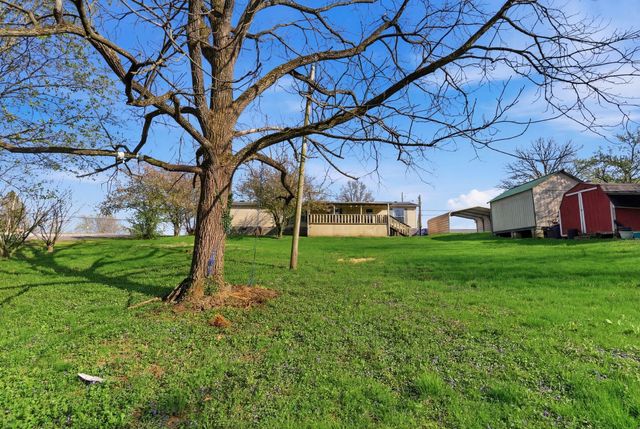1085 Woodlake Road, Stamping Ground, KY 40379