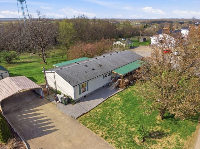 1085 Woodlake Road, Stamping Ground, KY 40379