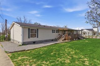 1085 Woodlake Road, Stamping Ground, KY 40379