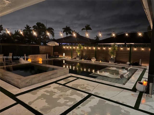 14802 SW 176th Ter, Miami, FL 33187