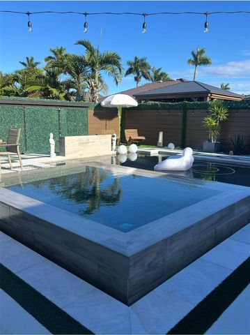 14802 SW 176th Ter, Miami, FL 33187