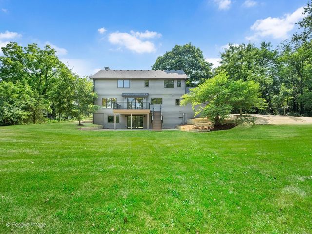 28w600 Indian Knoll Road, West Chicago, IL 60185