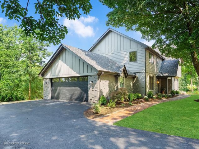 28w600 Indian Knoll Road, West Chicago, IL 60185