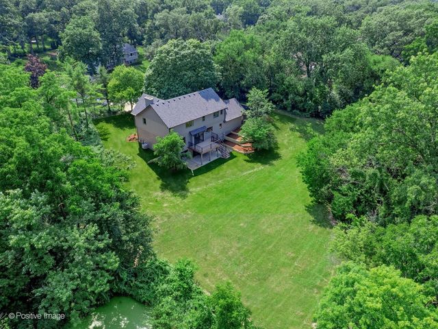 28w600 Indian Knoll Road, West Chicago, IL 60185
