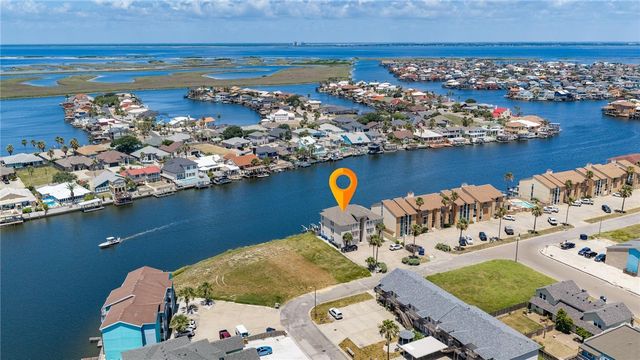 13941 FORTUNA BAY Dr 201, Corpus Christi, TX 78418