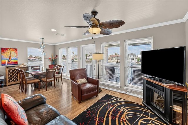 13941 FORTUNA BAY Dr 201, Corpus Christi, TX 78418
