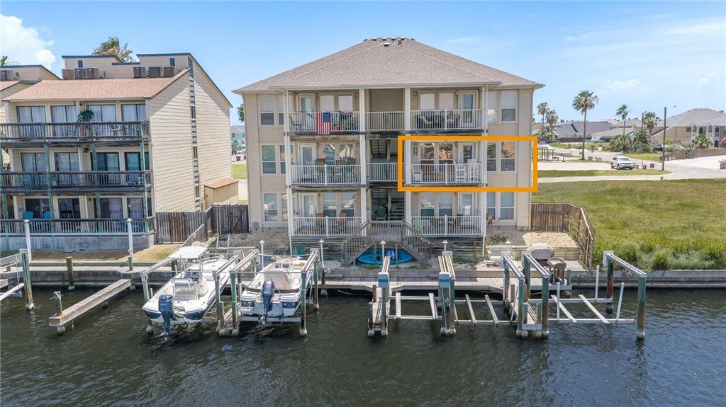 13941 FORTUNA BAY Dr 201, Corpus Christi, TX 78418