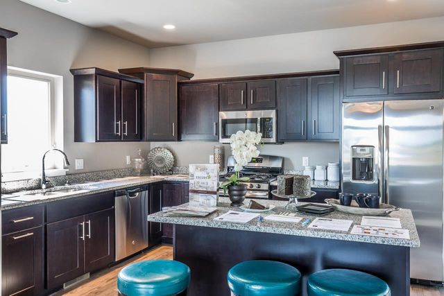 908 Brookview Trail, Mount Horeb, WI 53572