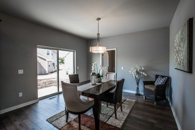 908 Brookview Trail, Mount Horeb, WI 53572