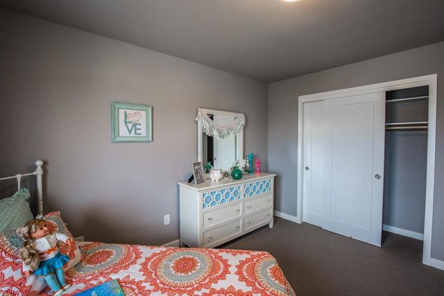 908 Brookview Trail, Mount Horeb, WI 53572