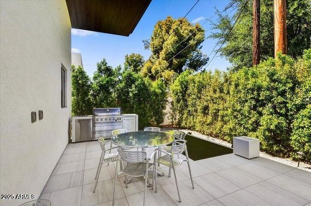 100 W NORTHERN Avenue 8, Phoenix, AZ 85021