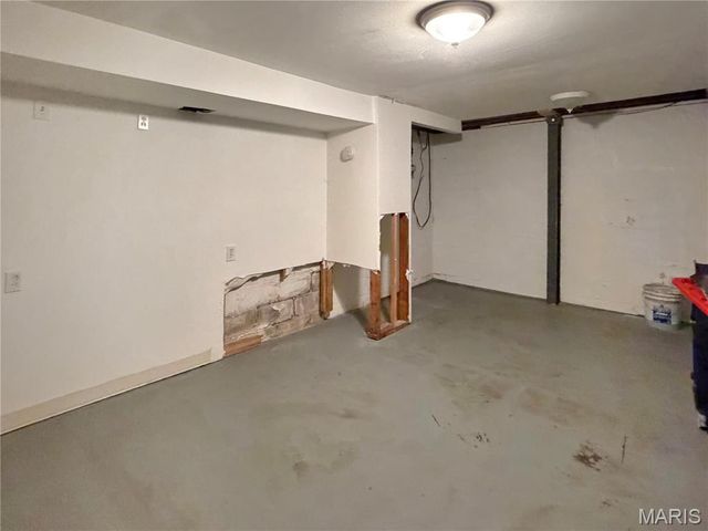 218 N Marguerite Avenue, Ferguson, MO 63135