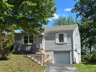 218 N Marguerite Avenue, Ferguson, MO 63135