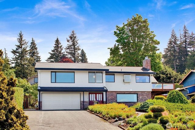 1129 37th Street, Bellingham, WA 98229