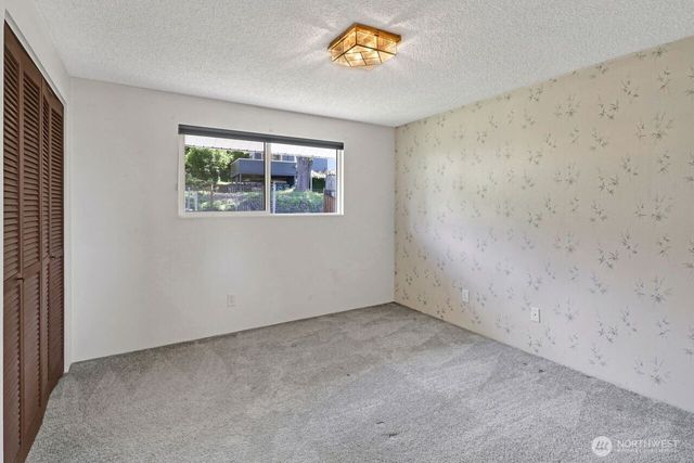 1129 37th Street, Bellingham, WA 98229
