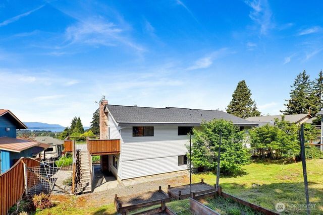 1129 37th Street, Bellingham, WA 98229