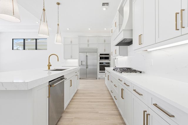 13688 Le Christine Drive, Palm Beach Gardens, FL 33412