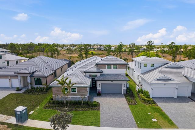 13688 Le Christine Drive, Palm Beach Gardens, FL 33412