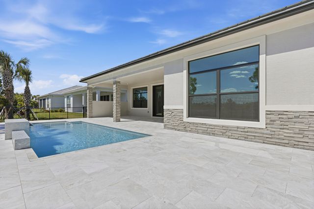 13688 Le Christine Drive, Palm Beach Gardens, FL 33412