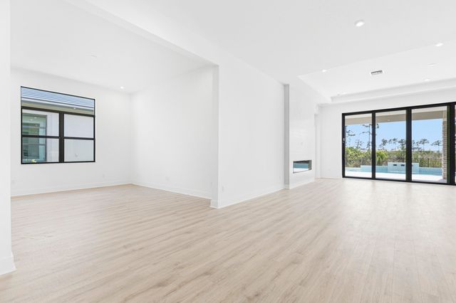 13688 Le Christine Drive, Palm Beach Gardens, FL 33412