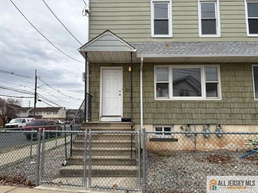 1 Hudson Street, Carteret, NJ 07008