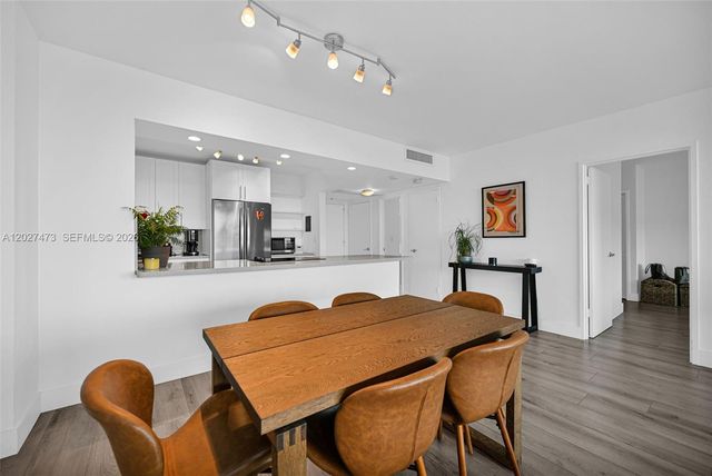 5700 Collins Ave 5J, Miami Beach, FL 33140