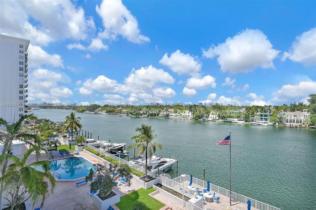 5700 Collins Ave 5J, Miami Beach, FL 33140