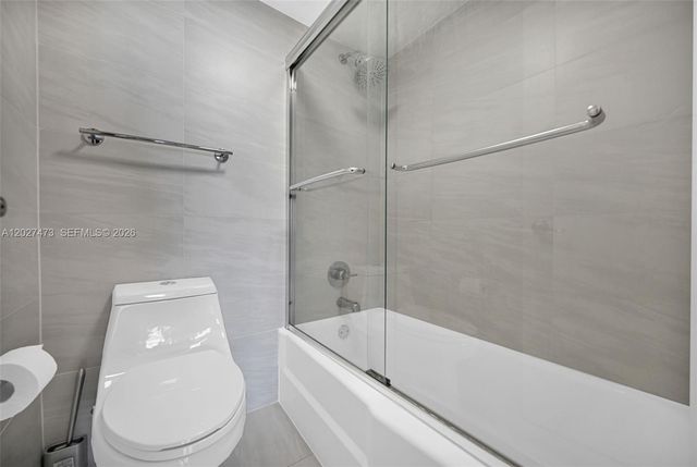 5700 Collins Ave 5J, Miami Beach, FL 33140