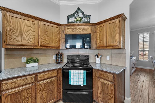 102 Avery Lane, Fate, TX 75189