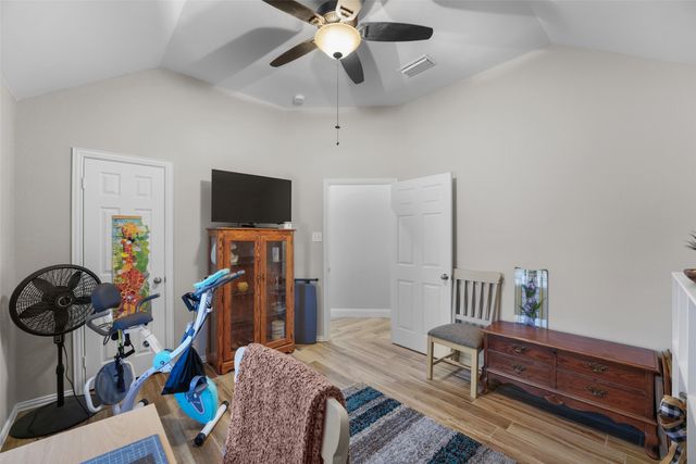 102 Avery Lane, Fate, TX 75189